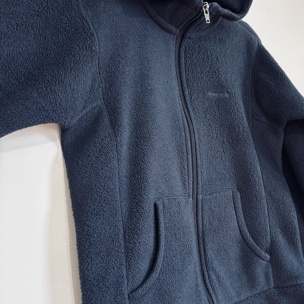Patagonia Women XS dark navy full zip Long Sleeve hooded cozy soft fleece Jacket - Picture 4 of 16